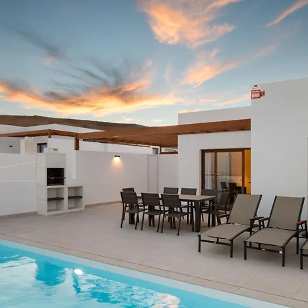 Gadea - Vipvipvillas Βίλα